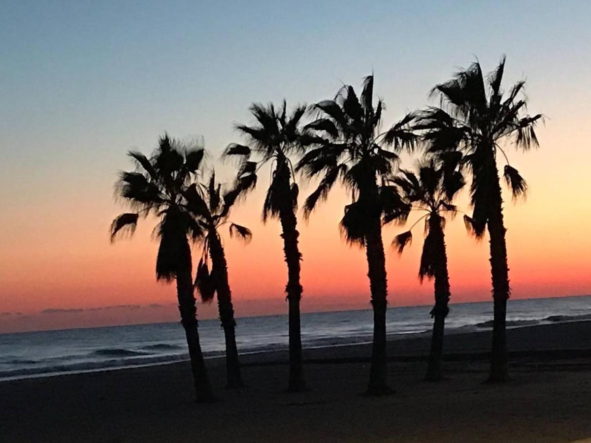 Apartamento Cerca Playa Con Balcon Y Bbq Calafell Eksteriør billede
